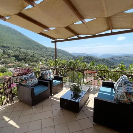 Hoolit House Tatil Evi Vournikas