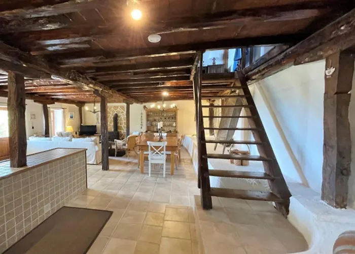 Semesterbostad Hoolit House *