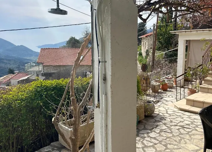 Hoolit House Semesterbostad