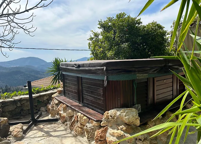 Hoolit House Semesterbostad